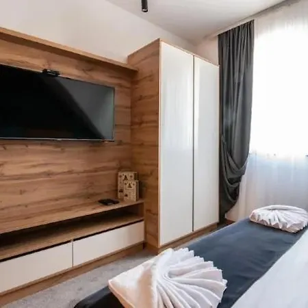 Apartment Lux Andrej A43 Djina